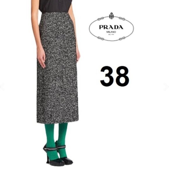 Prada Milano, Women's Wool Blend Tweed Pencil Skirt - Black/White. Size:38. NWT. - Picture 3 of 16